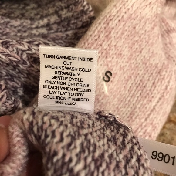 Soho New York Co Lace Up Sweater NEW Womens Size Small Colorblock Pink Lavender - Picture 12 of 14